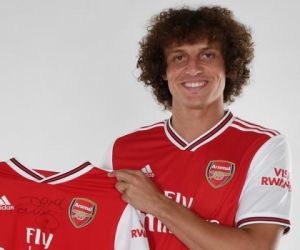 Arsenal anuncia contratação do zagueiro David Luiz