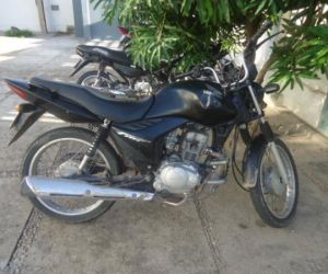 Polícia Militar recupera motocicleta roubada em Floriano