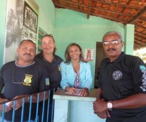 Agentes Penitenciários de Floriano decretam greve por tempo indeterminado