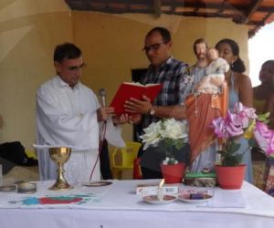 Fiéis participam de encerramento do Festejo de São José na localidade Pequi