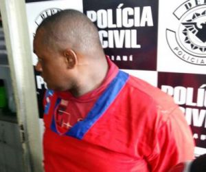 Dono de oficina mecânica e entregador de gás são presos por tráfico de drogas