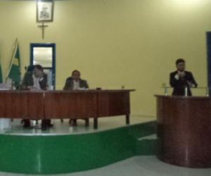 Câmara Municipal de Floriano realiza última sessão do mês de novembro