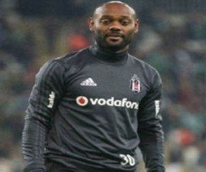 Turcos dificultam liberação, e Santos não consegue contratar Vagner Love