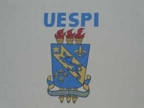 UESPI abre inscrições para professor substituto