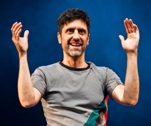 Fernando Barba, criador do grupo Barbatuques, morre aos 49 anos