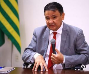 Wellington Dias critica Bolsonaro e diz que PIB do Brasil cresce "como rabo de cavalo"