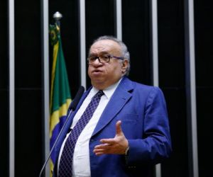 Deputado Heráclito Fortes diz que o momento é grave e pede equilíbrio