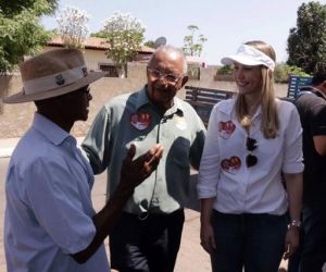 Dr. Pessoa visita cidades no sul do PI e faz caminhada em Uruçuí