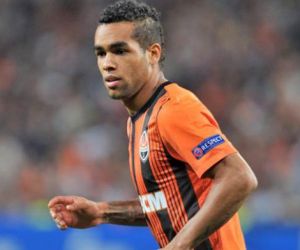 Vasco tenta repatriar Alex Teixeira e Anderson Martins para 2017