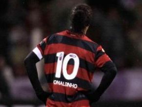 Fla vacila na bola aérea e é derrotado pelo Potosí