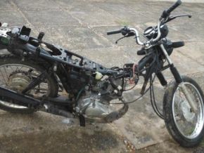 PM apreendeu motocicleta parcialmente desmontada em Floriano