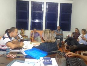 Reunião define data de inscrições para casas do Conjunto Filadelfo Freire de Castro