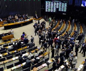 Congresso derruba veto de Bolsonaro à criação de federações partidárias