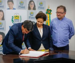 Regina Sousa assume governo com viagem de Wellington Dias à China
