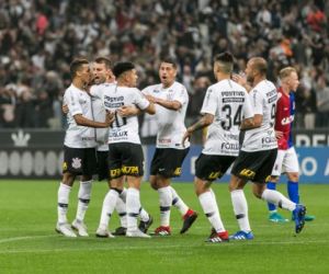 Corinthians faz mistério na véspera de disputa contra o Colo-Colo