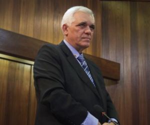Themístocles diz em sessão solene que Alepi apóia ações neurológicas