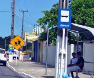 Moradores sofrem com assaltos nas paradas e nos ônibus coletivos no PI