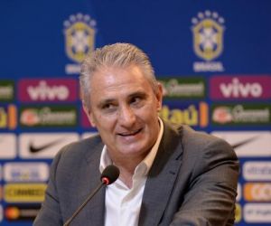 Tite diz que honestidade de Rodrigo Caio pesou: "Conduta e desempenho técnico"