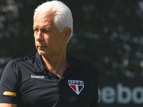 Leão projeta auge do Tricolor em abril