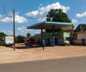 Bandidos armados assaltam posto de combustível no interior do Piauí
