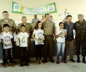 Polícia Militar realiza aula inaugural do Pelotão Combatentes Mirins em Floriano
