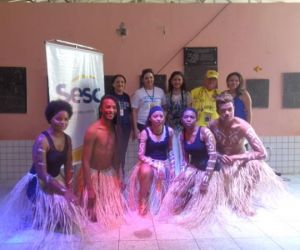 Grupo apresenta dança afro no Colégio Técnico de Floriano