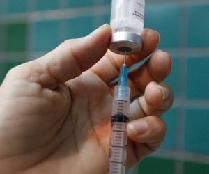 Unidades de vacinação funcionam somente pela manhã e geram reclamações em Teresina