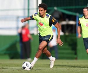 Cotado para lateral, zagueiro Marquinhos queria mesmo era ser goleiro