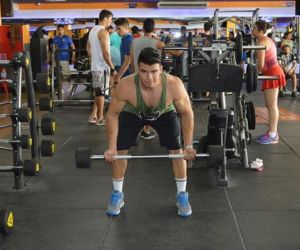 Fisiculturista do PI participa de competição com Arnold Schwazenegger