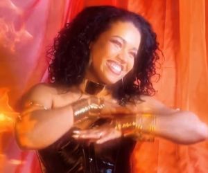 De Floriano para o mundo: Arien Singer encanta plateias internacionais com sua voz e emoção