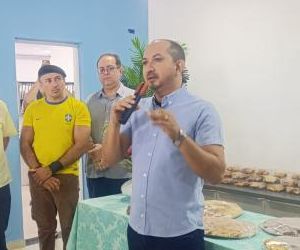 Marcony Alisson destaca valorização dos garis e prêmio nacional conquistado pela Câmara de Floriano