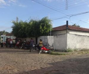 Eleitores pendentes lotaram cartório de Floriano no último dia para alistamento