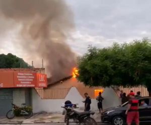 Moradores controlam incêndio em casa na Zona Norte de Teresina