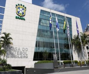 CBF defende que futebol só volte a ter público depois de vacinação em massa