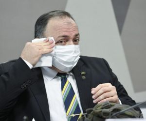Exército diz ao STF que não há interesse público em processo que livrou Pazuello de punição