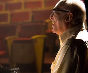 Pianista Amilton Godoy acerta contas com Tom Jobim e Camargo Guarnieri no álbum com que festeja 80 a