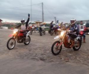 Trilhas rápidas a caminho de Floriano são destaque no primeiro dia das motos no Rally Piocerá