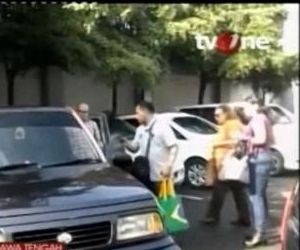 Família faz última visita a brasileiro que será executado na Indonésia