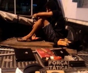 Homem é preso pela Força Tática com arma, dinheiro e drogas em Floriano
