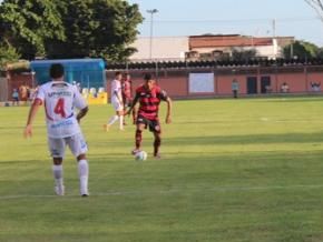 Na estreia, Tuta vira salvador e faz gol do empate do Fla-PI contra Barras