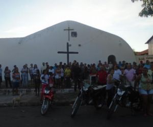 Carreata abre festejos de Santa Cruz em Floriano