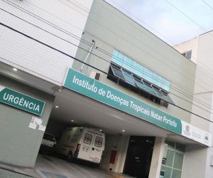Homem é internado com suspeita de raiva humana após ser mordido por cachorro em Teresina