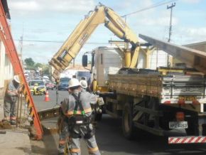 Eletrobrás realizou substituição de poste de transmissão no Centro de Floriano