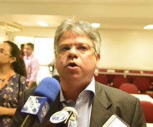 Gustavo Neiva afirma que oposição vai anunciar voto no início da próxima semana