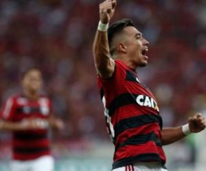Flamengo paga R$ 3 milhões a sexteto de atacantes que não emplaca