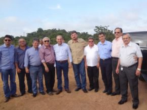 Wilson Martins assina ordem de serviço para a construção do Parque Beira-rio