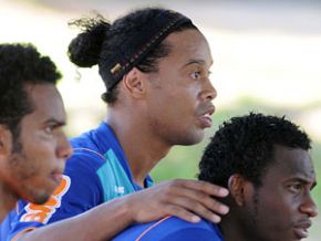Ronaldinho aponta os dois melhores do Brasileiro: 'Neymar... e Willians'