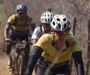 Para abrir o "BRO-Bró", Piauiense de Mountain Bike chega ao Rally 40 graus