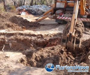 Rompimento de adutora da Agespisa provoca falta de água em Floriano