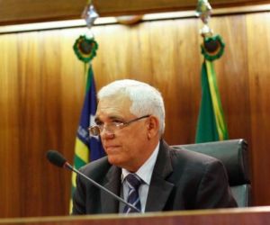 Piauí deixa de ganhar R$ 4 bilhões em impostos, diz Themístocles Filho